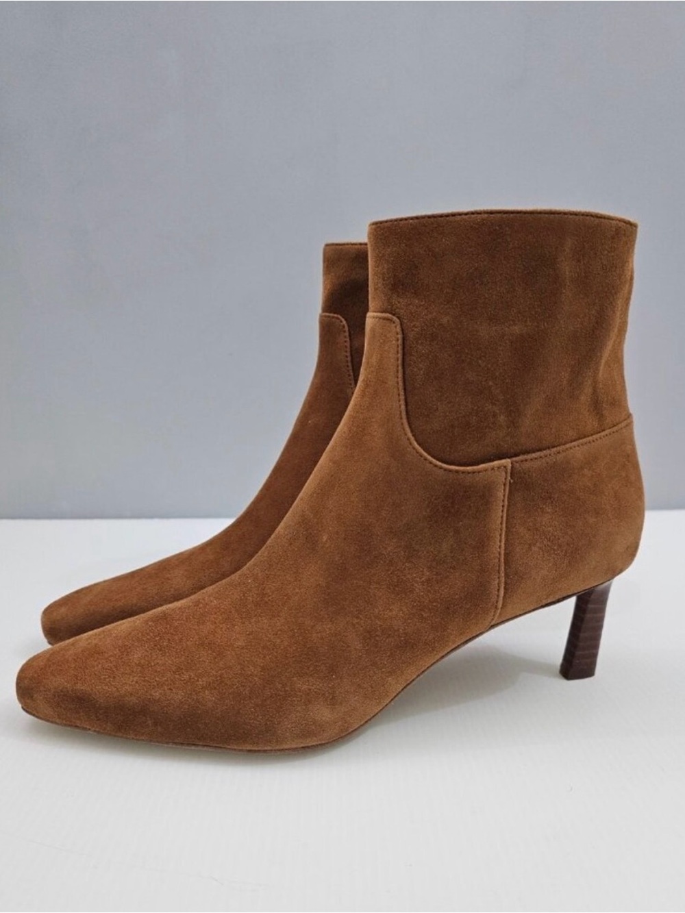Veronica Beard Tan Suede Pointed Toe Stiletto Ankle Boots Size 8M